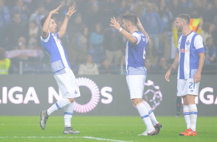 Al final el gol de Herrera no evito que los "Dragones" empataran en casa. Foto: FCPorto