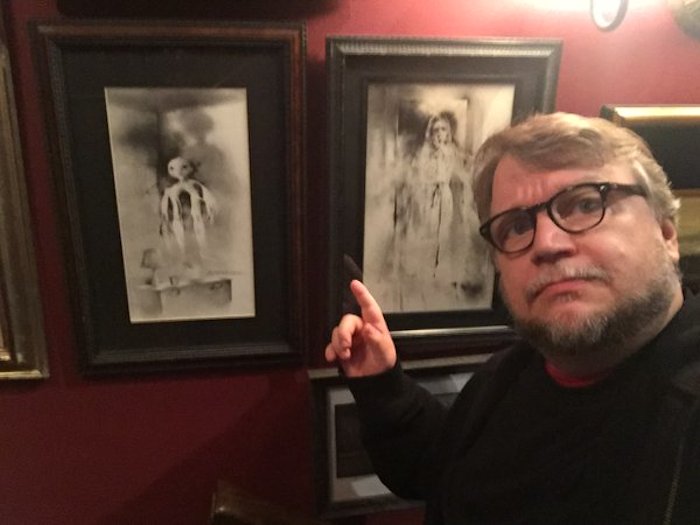 Guillermo De Toro Muestra Los Dibujos Que Ilustraban La Popular Trilogía De Terror Foto Twitter Vía realgdt