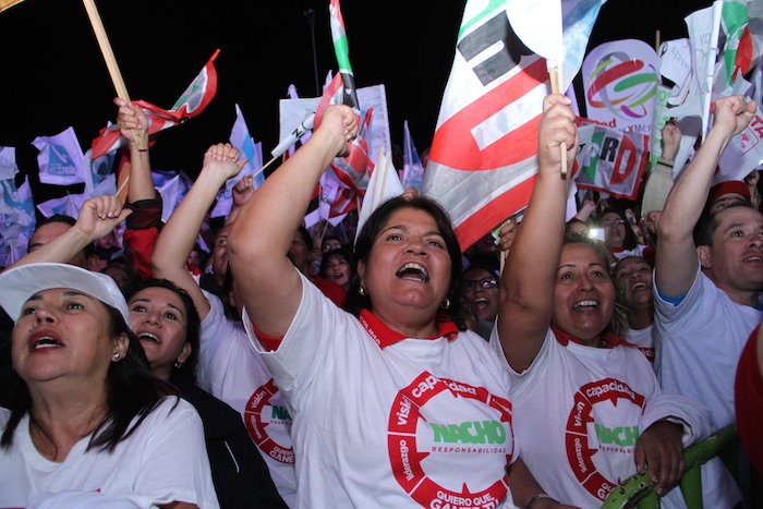 Simpatizantes Del Pri En Colima Celebran La Ventaja En Los Resultados a La Elección a Gobernador Foto Cuartoscuro