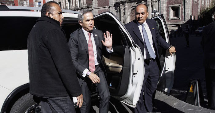 El Jefe de Gobierno del Distrito Federal hizo el anuncio en la inauguración de la Liga Olmeca. Foto: Cuartoscuro