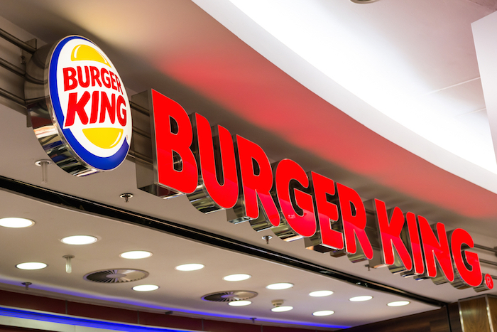 Burger King se Compromete a un Abasto al 100 por Ciento de Huevo de Gallina Libre de Jaula en México. Foto: Shutterstock.