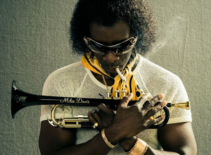 Don Cheadle Reencarnado En Miles Davis Foto Especial