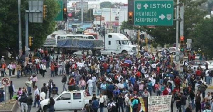 Los Maestros De La Sección De La Cnte Informaron Que Este Lunes Se Suspenderían Las Labores En Distintas Escuelas De Oaxaca Foto gdlalfaro