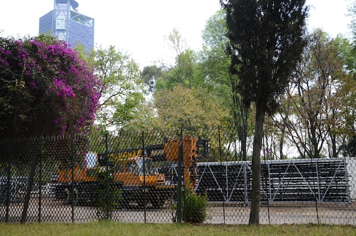 La Construcción De La Gigantesca Rueda En Chapultepec La Cual a Incomodado E Inconformado a Los Vecinos De La Zona Continúa En Desarrollo Foto Cuartoscuro