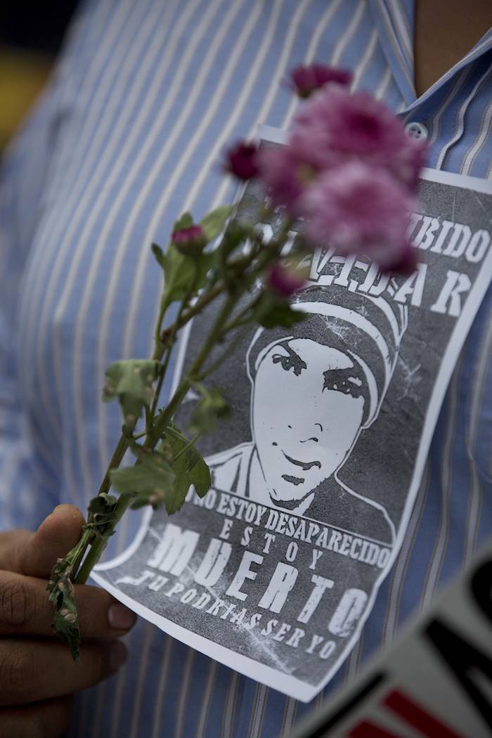 Foto De Julio César Mondragón Un Joven De Que Fue Asesinado En Septiembre De La Misma Noche En La Que Desaparecieron Los Normalistas Y Con El Que Suman Más De Muertos Foto Apeduardo Verdugo