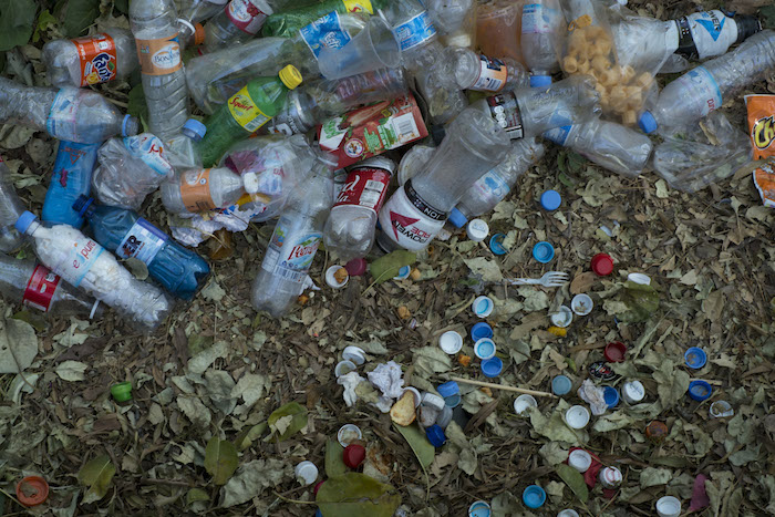 Es Común Encontrar Basura En Los Alrededores Del Lago La Foto Es De Hace Algunos Años Foto Cuartoscuro