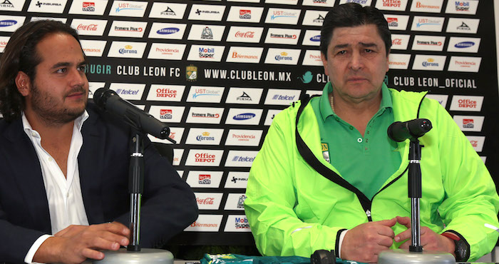 Luis Fernando Tena Es Presentado Como Técnico Del León Foto Cuartoscuro