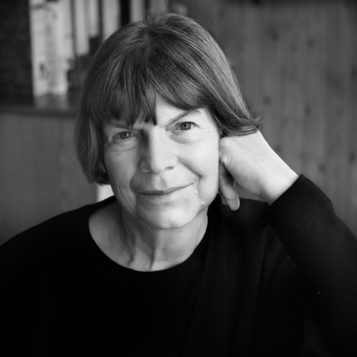 Margaret Drabble Autora De la Niña De Oro Puro Foto Sexto Piso