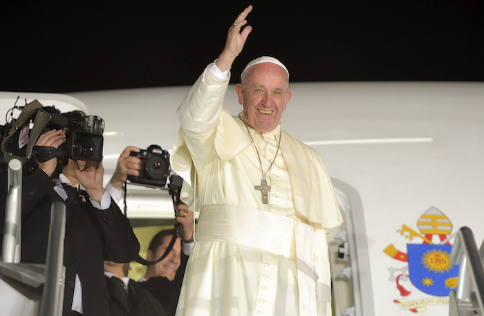 El Papa Se Despide Los Feligreses Que Acudieron Al Aeropuerto De Ciudad Juárez Foto Presidencia