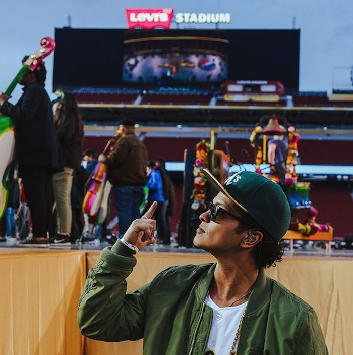 brunomarsit Ain't a party if Mr $how Up & $how out doesn't show up. #Confirmed #SB50 #Halftime #Coldplay #Beyonce #TheBrunz #Shwaaaggg". Foto: Instagram, @brunomars