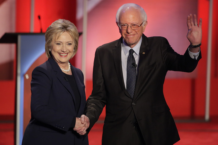 Los Precandidatos Presidenciales Demócratas La Ex Secretaria De Estado Hillary Clinton Y El Senador Bernie Sanders Foto Ap