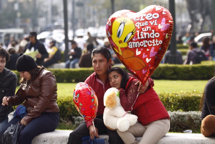 El 1.4 de los mexicanos regala peluches en san Valentín: Conducef. Foto: cuartoscuro