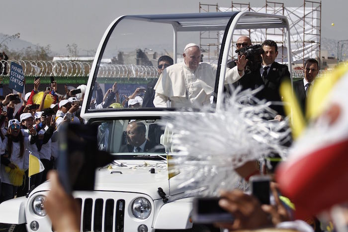 El Papa Francisco a Su Arribo a La Unidad De Estudios Superiores Ecatepec Foto Cuartoscuro