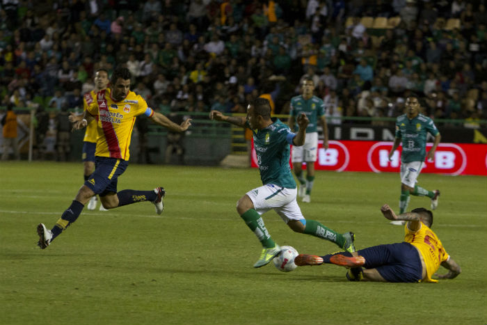 Los Morelianos Vencieron a Los Esmeraldas En El Campo Pero En El Reglamento Salieron Perdiendo Foto Cuartoscuro