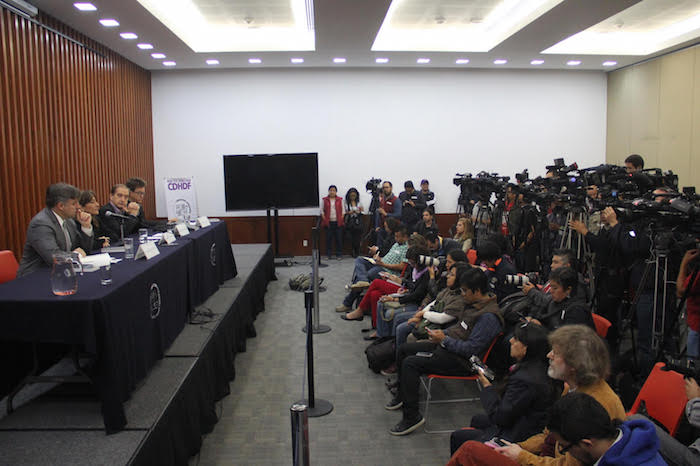 Los integrantes del Grupo Interdisciplinario de Expertos Independientes de la CIDH, Francisco Cox, Ángela Huitrago, Carlos Beristain y Alejandro Valencia durante conferencia de prensa para informar avances en la investigación del caso Ayotzinapa. Foto: Francisco Cañedo, SinEmbargo