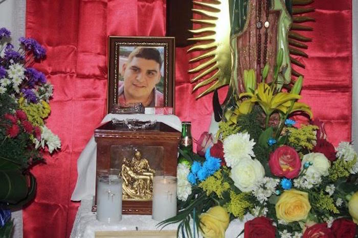 La música de tambores y cornetas nunca escaseó en la velada para honrar al joven desaparecido el pasado 11 de enero. Foto: Miguel Ángel León Carmona, BlogExpediente.