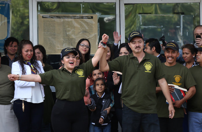 Tras dos años en prisión, #NestoraSalgado, líder de la Policía Comunitaria de Olinalá, Guerrero, salió del penal de Tepepan. Foto: Francisco Cañedo, SinEmbargo