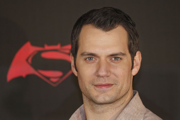 El Actor Británico Henry Cavill superman De La Película batman Vs Superman El Origen De La Justicia Posa Durante Una Sesión De Fotos Para Promover La Película El Sábado De Marzo De En La Ciudad De México foto Apmarco Ugarte