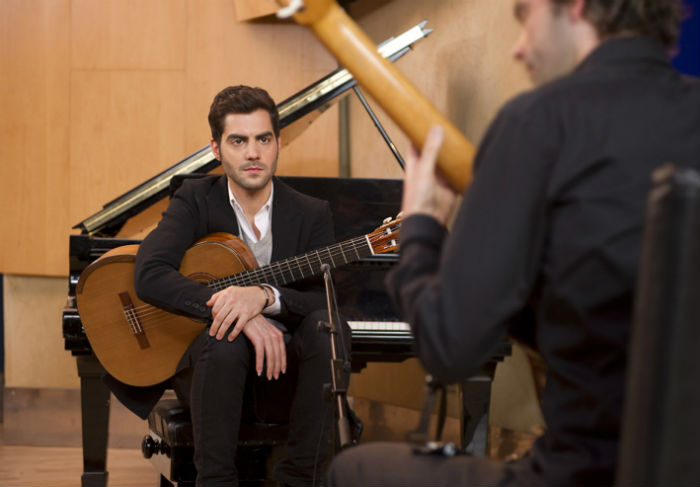 La Nueva Promesa De La Guitarra En Un Programa De Talentosfoto Film Arts