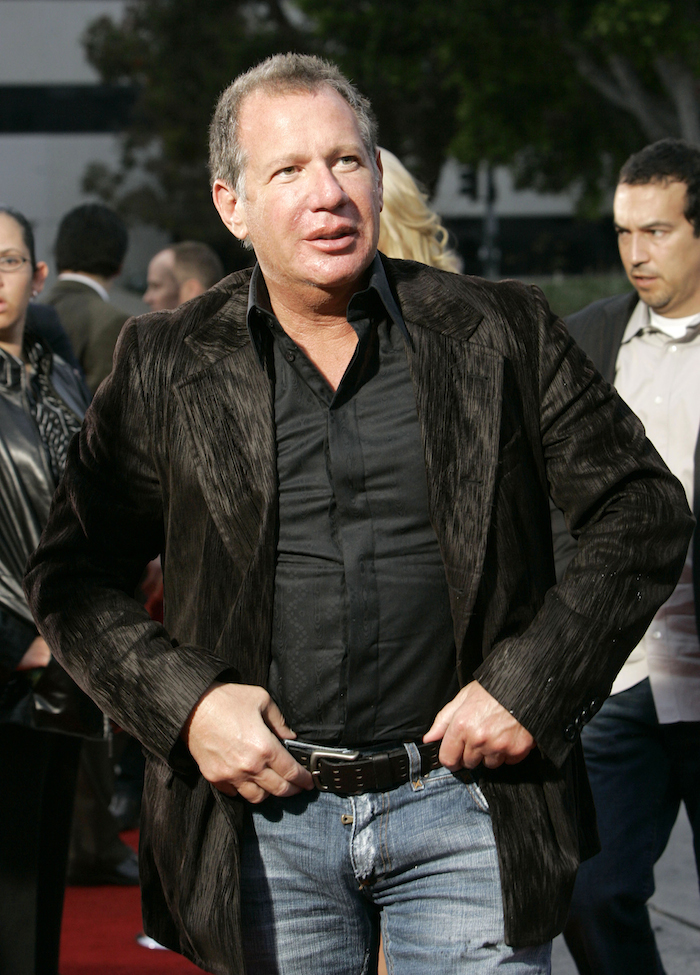 Gary Shandling llega al estreno de la cinta de comedia "Knocked Up" en Los Angeles. Foto: AP