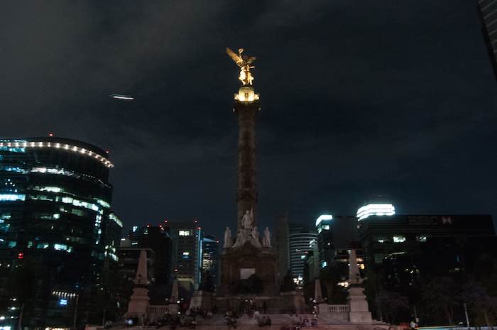 Hora Del Planeta En México Foto Cuartoscurodiego Simón