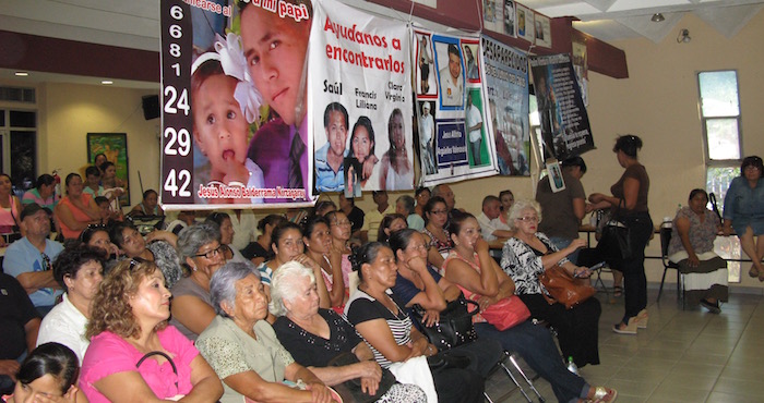 Familiares De Desaparecidos Del Norte De Sinaloa En Una Reunión Con Autoridades Federales En Junio De Foto Samantha Macíassinembargo