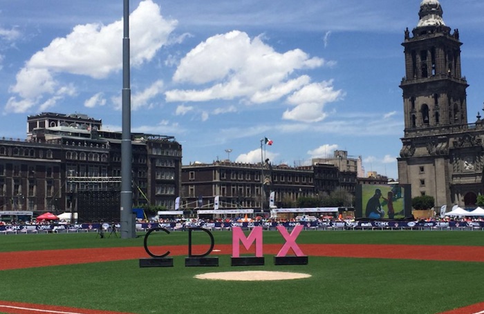 El Día De Hoy Las Actividades Comenzarán a Partir De Las Horas Para La Segunda Edición Home Run Derby En La Plancha Del Zócalo Capitalino Foto Twitter Vía manceramiguelmx