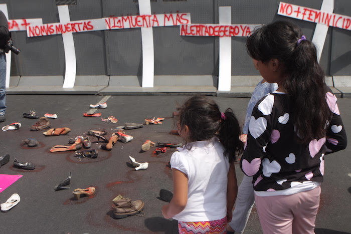 En El Marco Del Día Internacional De La Mujer Mujeres Integrantes De Organizaciones Civiles Marcharon Hacia La Secretaría De Gobernación Para Demandar Que Se Extienda La Alerta De Género En Los Otros Municipios Del Estado De México Foto Valentina López Sinembargo