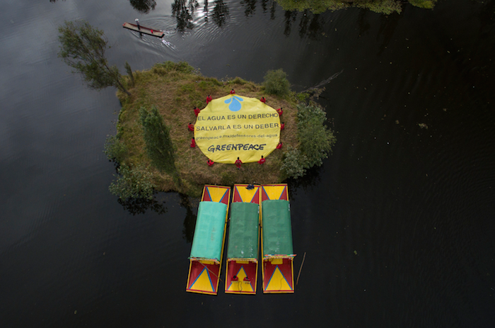 La ONG lanzó una petición en línea a Pemex y Mexichem. Foto: Greenpeace.