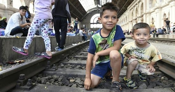 El programa comenzará con pruebas a entre 600 y 700 voluntarios. Foto: EFE