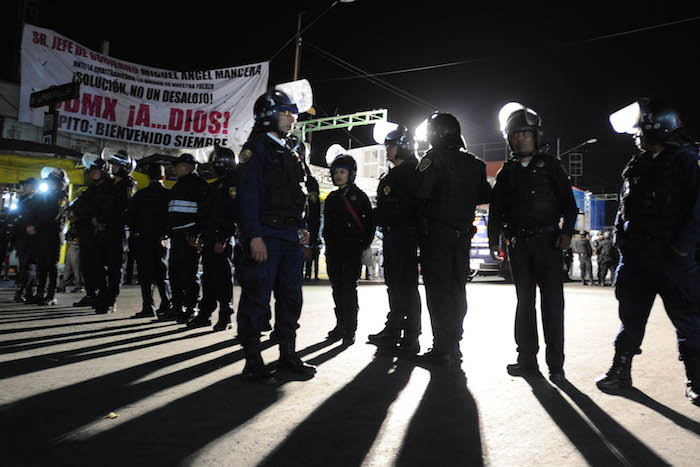 Granaderos En Tepito Por Operativo Foto Cuartoscuro