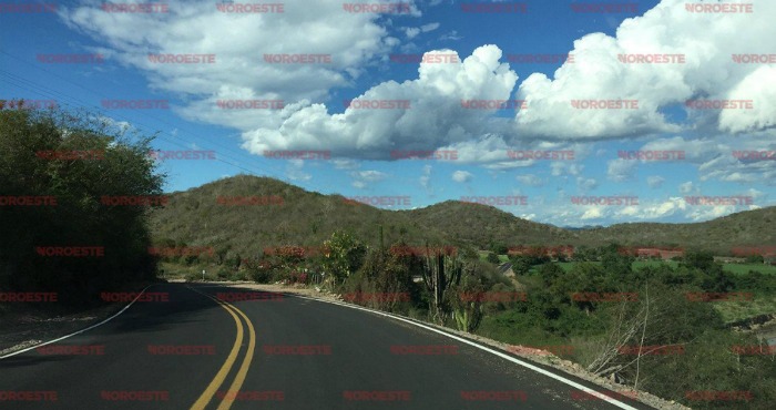 Los Asaltos Violentos En Carreteras De Sinaloa Se Han Incrementado Todos Bajo El Mismo Modus Operandi Un Grupo De Encapuchados Despoja a Los Automovilistas Y Los Retiene Por Unas Horas Foto Noroeste