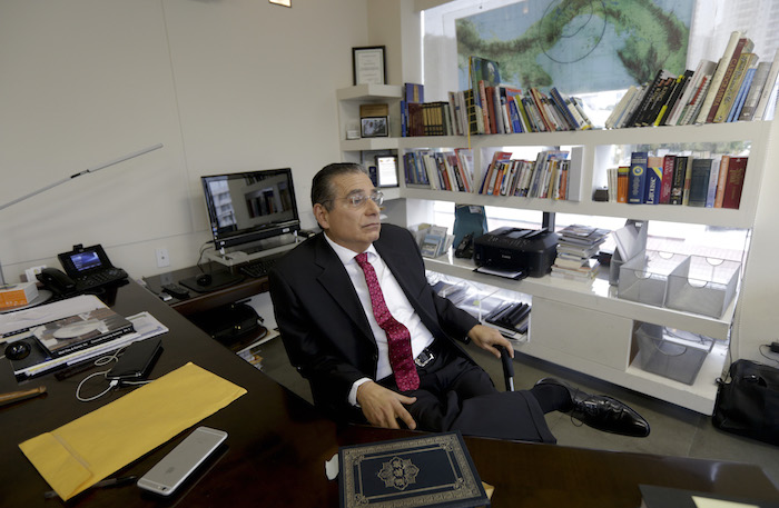 Ramón Fonseca En Una Entrevista Con La Associated Press En Su Oficina En Ciudad De Panamá Foto Ap