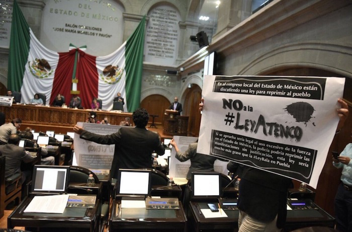 La "Ley Atenco" fue aprobada el pasado 17 de marzo. Foto: Twitter vía  @_marco_ramirez