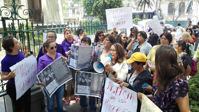 Las Acitvistas Y Ciudfadanas Durante La Manifestación En La Que Exigieron Que Se Deje De encubrir a Los Jovenes Acusados De Violación Foto Luis Barrón Sinembargo