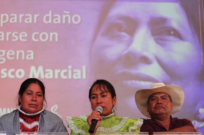 Después de casi 10 años de que Jacinta Francisco fuera condenada a prisión por un delito que no cometió, la justicia administrativa le ordenó a la PGR ofrecerle una disculpa pública. Foto: Luis Barrón, SinEmbargo. 