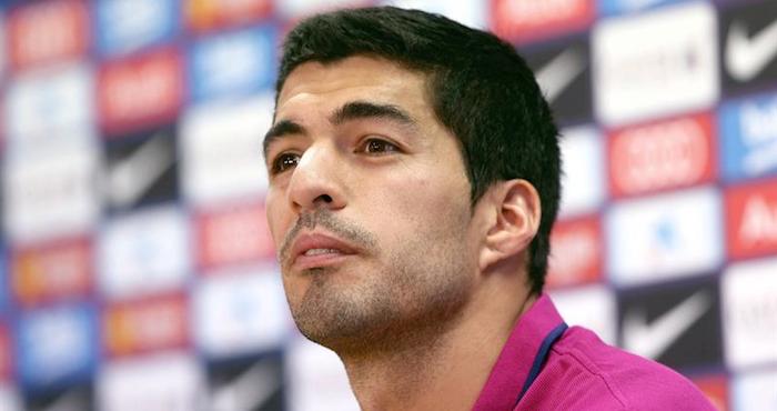 El Delantero Uruguayo Del Fc Barcelona Luis Suárez Durante Una Rueda De Prensa Foto Efearchivo