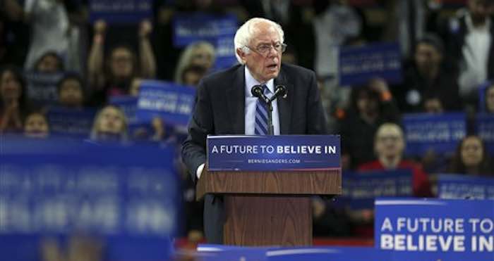 Bernie Sanders durante un acto de campaña en Piscataway, New Jersey. Foto: Mel Evans, AP. 