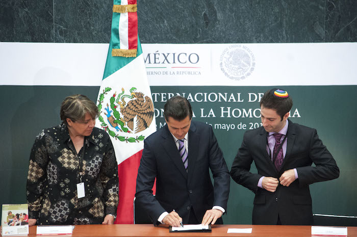 Enrique Peña Nieto Presidente De México Envío Hoy Dos Iniciativas Al Congreso Para Conceder El Matrimonio Entre Personas Del Mismo Sexo Foto Cuartoscuro