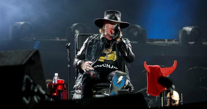 Axl Rose Fue Elegido Debido a La Baja De Brian Johnson El Cantante De La Inconfundible Voz En Falsete Foto Efe