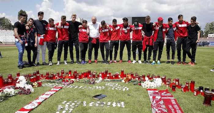 Homenaje Que Recibió El Camerunés Patrick Ekeng Foto Efe