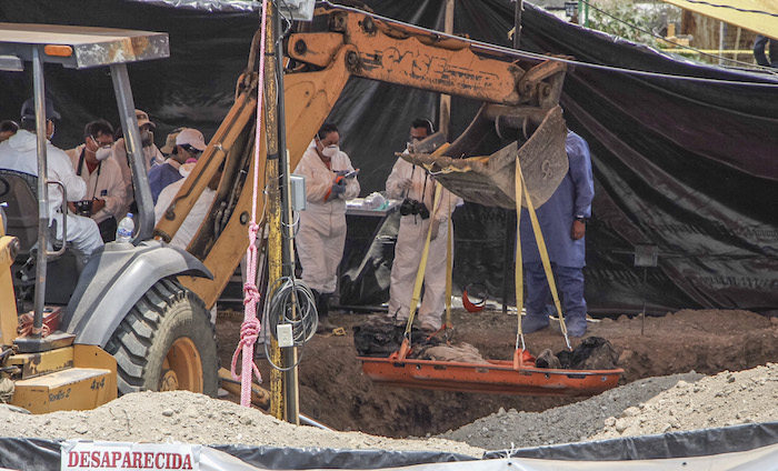 Familiares De Víctimas Acusaron Estar Aislados De Los Trabajos De Los Que Se Enteran a Través De Personal De La Uaem Foto Cuartoscuro