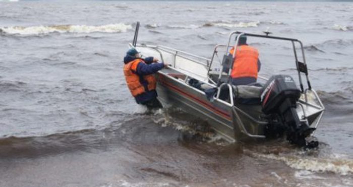 Otras Once Personas En Su Mayoría Niños Lograron Salir Con Vida Del Doble Naufragio Según Un Portavoz Del Ministerio De Rusia Para Situaciones De Emergencia Citado Por La Agencia Interfax Foto Efe