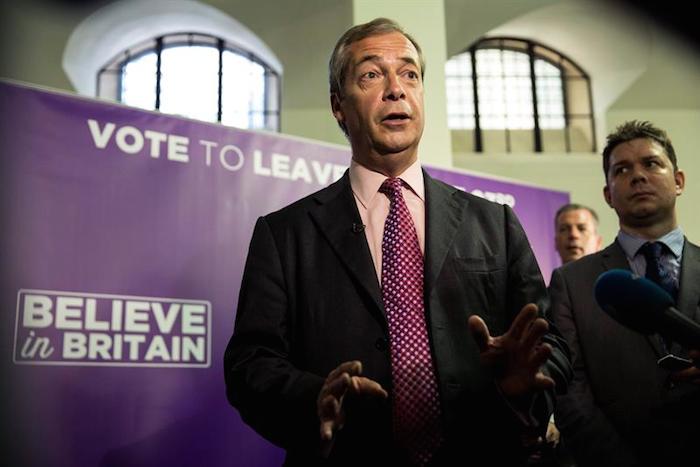 El Líder Del Eurófobo Ukip Nigel Farage Asiste a Un Acto Sobre La Salida Del Reino Unido De La Unión Europea En Londres Foto Efe