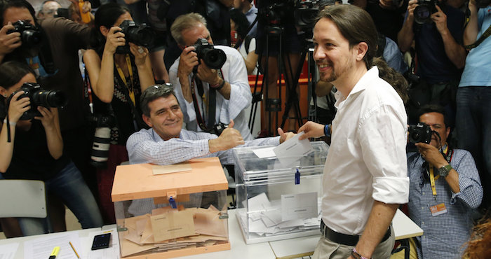 Iglesias No Descartó ningún Escenario Post Electoral Ni Siquiera Un Posible Pacto De Gobierno Con El Psoe Pero Matizó Que La Coalición Tendrá Que Analizar Con Calma Los Resultados Foto Efe