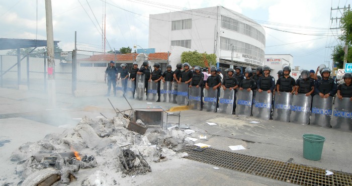 Los Sujetos Dañaron Mobiliario Y Quemaron Documentación Foto Cuartoscuroarchivo