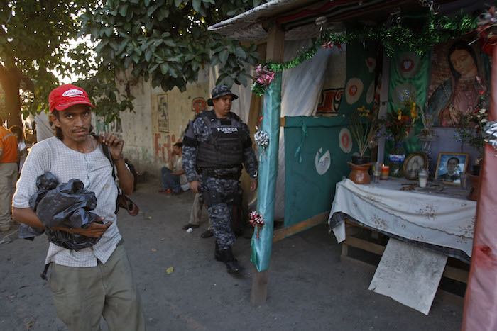 Operativo en campamento de migrantes en Jalisco. Foto: Cuartoscuro