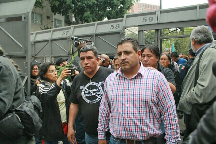 Representantes De La Cnte a Su Llegada a Segob Foto Luis Barrón Sinembargo