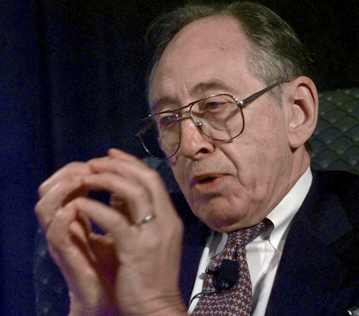 El Escritor Alvin Toffler Mientras Habla En El Taller Astrobiology Roadmap En Mountain View California Foto Ap