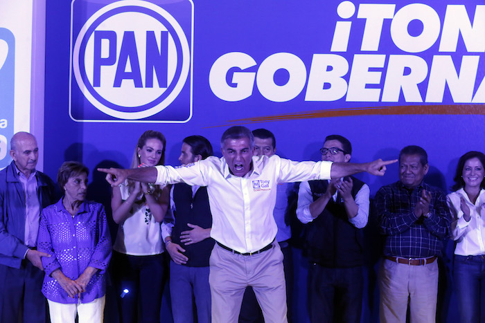 El Candidato Panista Antonio Gali Festejó La Noche De Este Domingo Su Triunfo Como Virtual Ganador De La Gubernatura De Puebla Foto Cuartoscuro